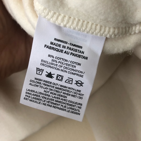 Nike Sportswear Essential Crewneck in Coconut Milk - Picture 10 of 12